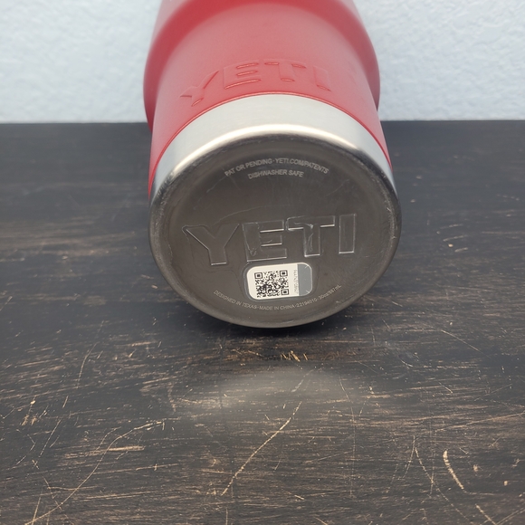 YETI Red Tumbler 30 OZ With Straw - Picture 5 of 6